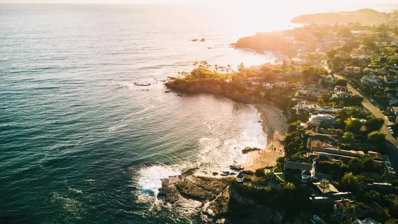 The Appeal of Coastal Living: Why People Are Drawn to Waterfront Properties